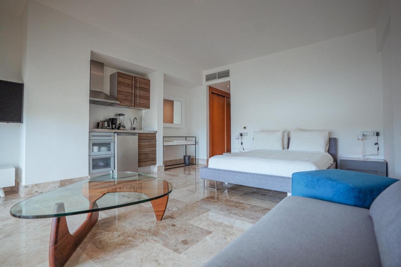 La Amada Condo With Marina View Канкун Екстериор снимка